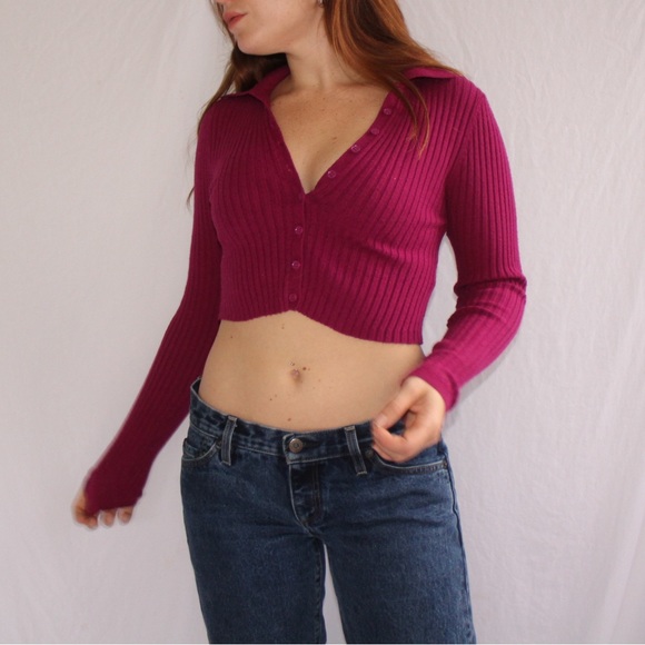 Urban Outfitters fuchsia pink button up top with collar 💕 - Picture 1 of 4